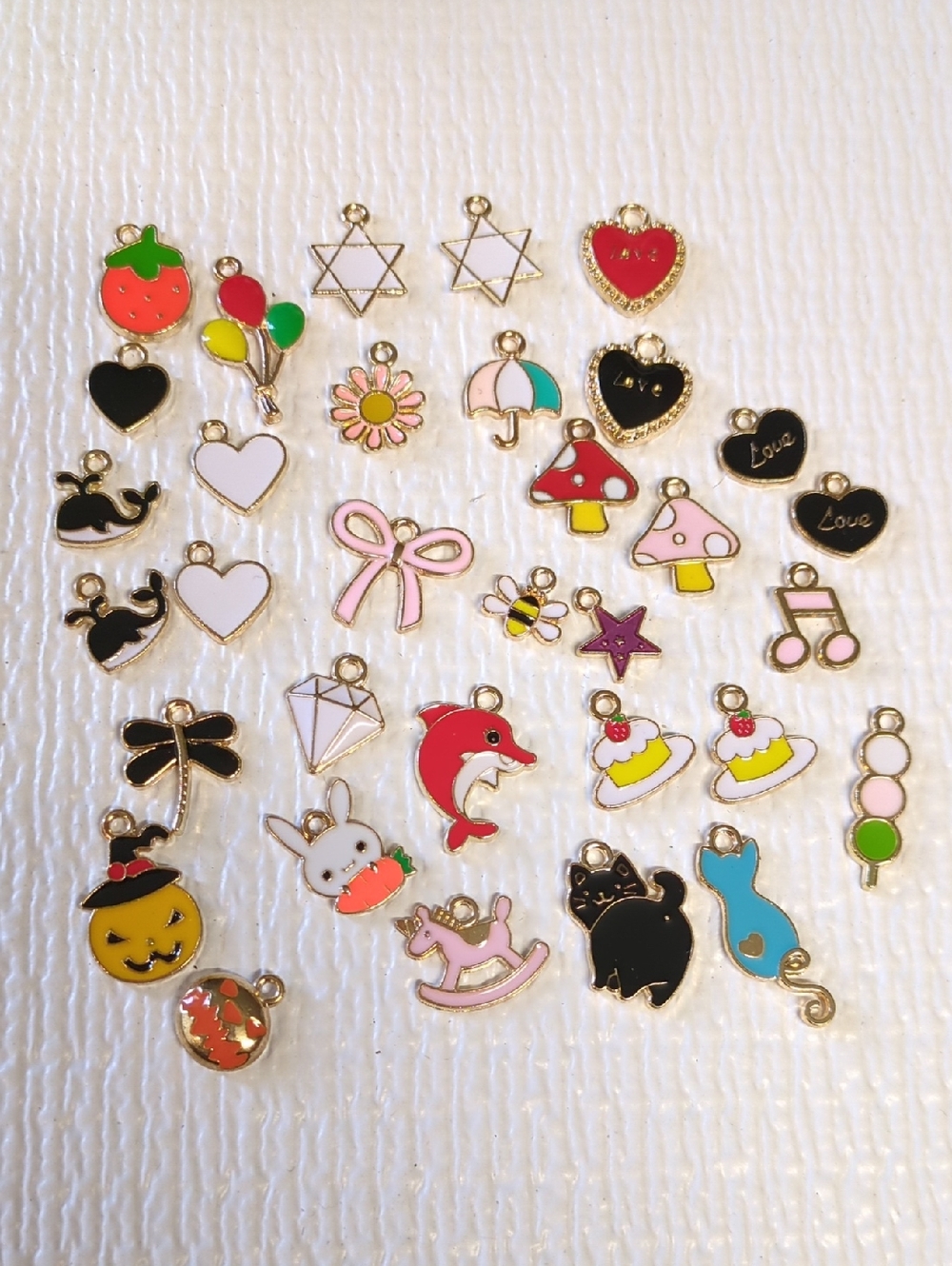 💚4/$10💚 P51 Assorted Cute Enamel Charms - Hearts, Animals, Food & Icons